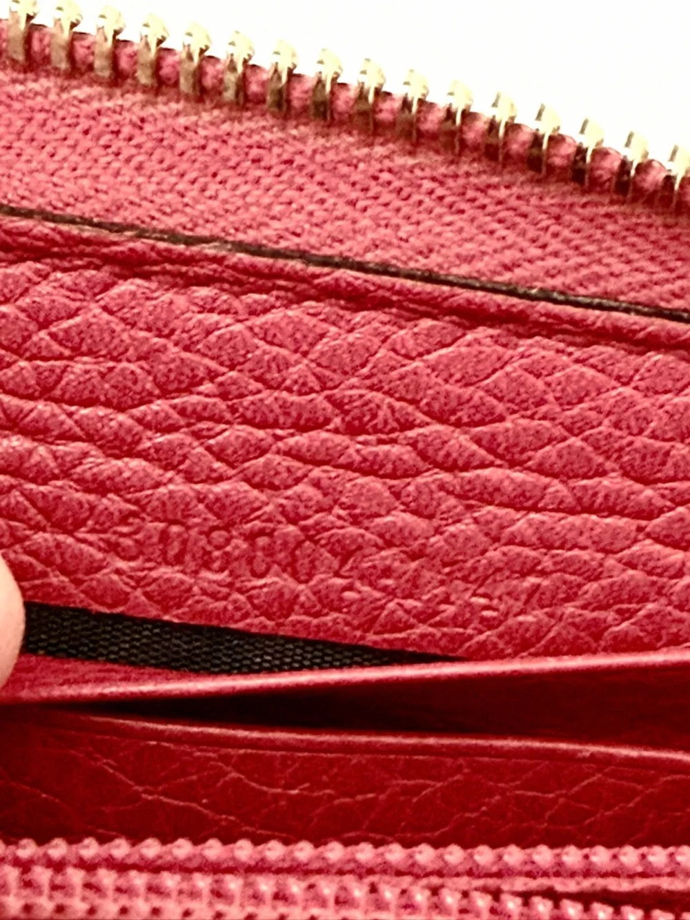GUCCI | Red Soho GG Logo Disco Zip Around Leather Wallet Tassel Continental - Picture 7 of 15